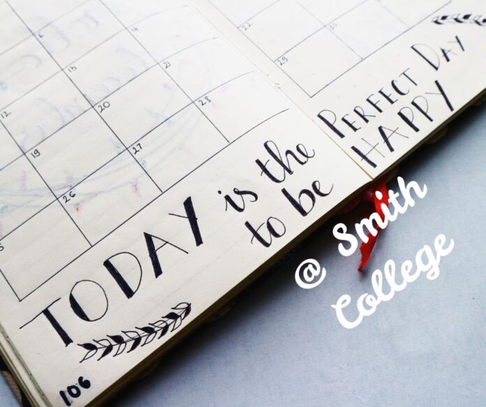 Smith College academic calendar, Important Dates.